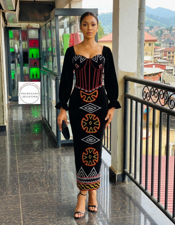 Elegant Toghu Corset Dress – Luxury Velvet African Traditional Gown - Image 3